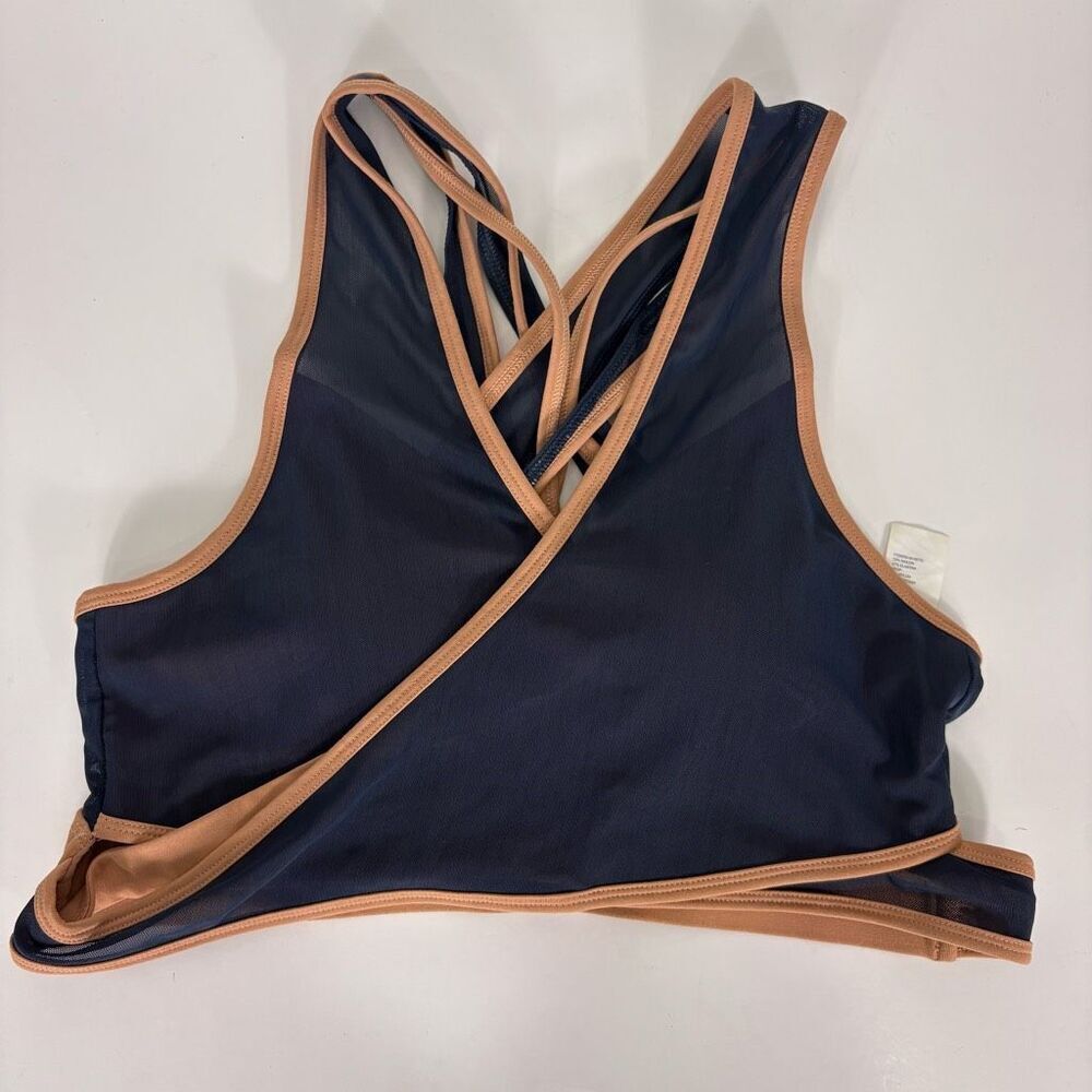 Fabletics Navy Blue‎ with Cream Wrap Strappy Back Sports Bra Size Large
